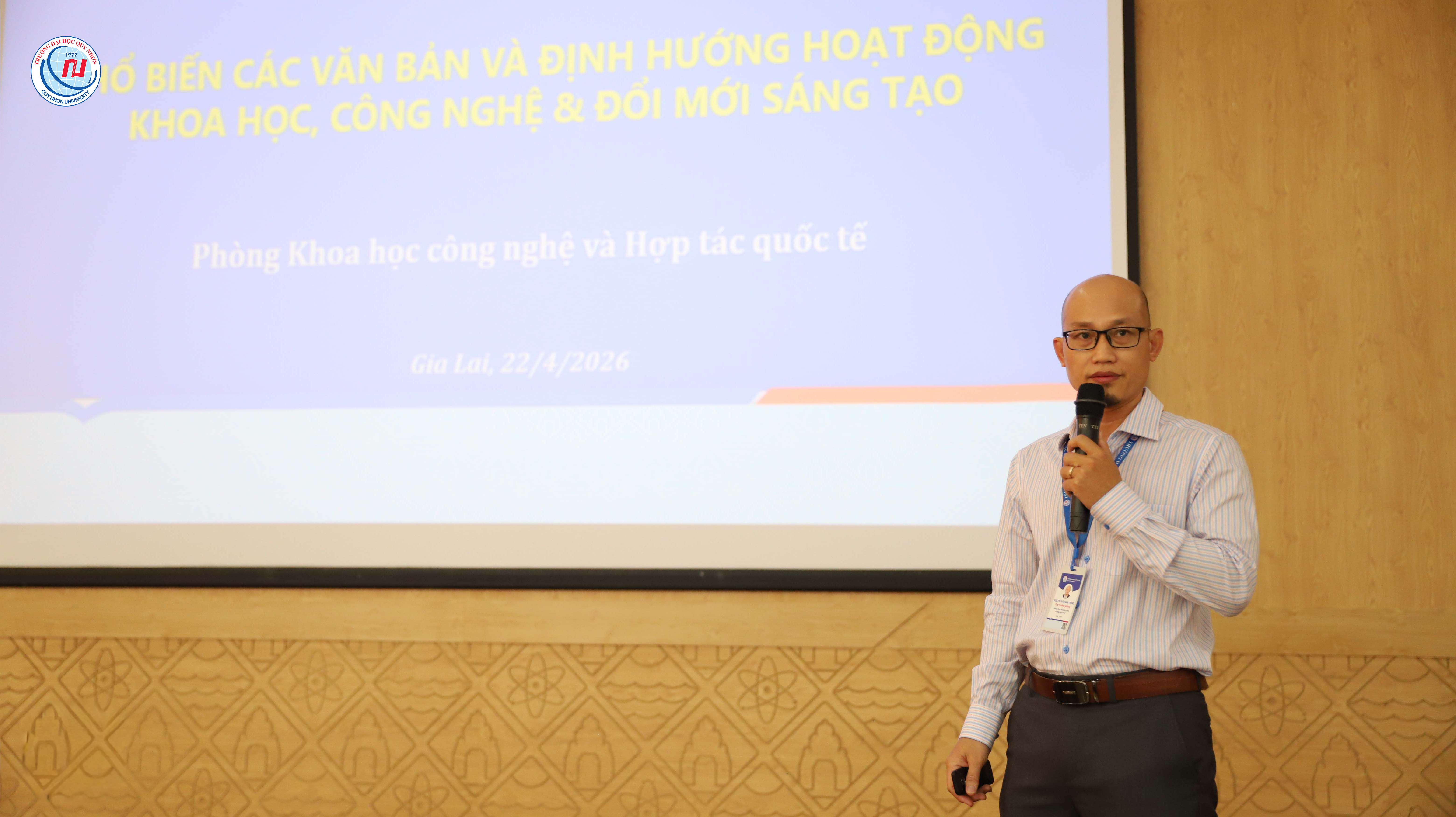 QNU phổ biến quy định, chính sách mới, định hướng khoa học công nghệ và chia sẻ kinh nghiệm công bố quốc tế